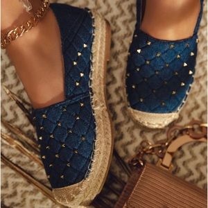Cute denim flats
